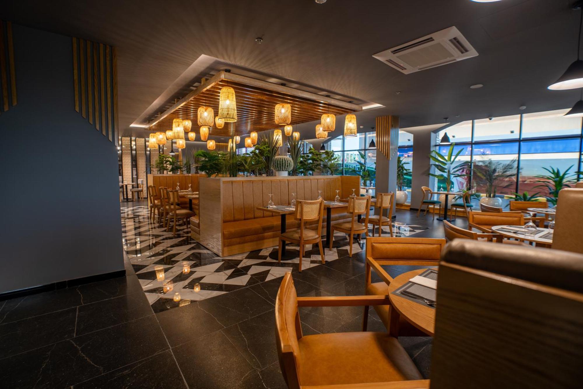 Park Inn By Radisson Najran Exterior photo