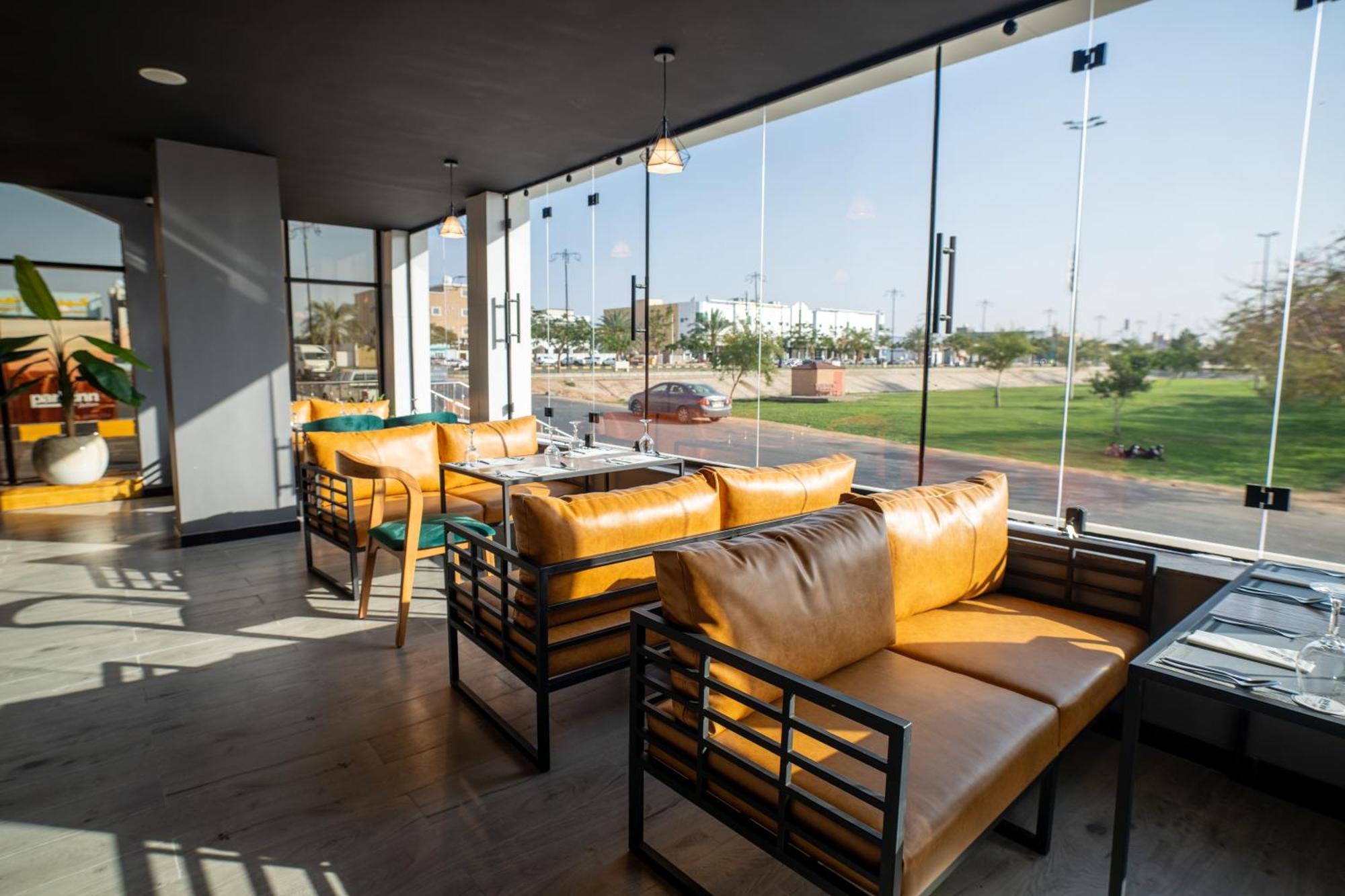Park Inn By Radisson Najran Exterior photo